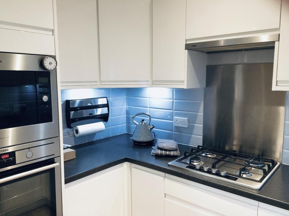 Holiday home The Crest Hillside Retreat With Hot Tub Abertillery